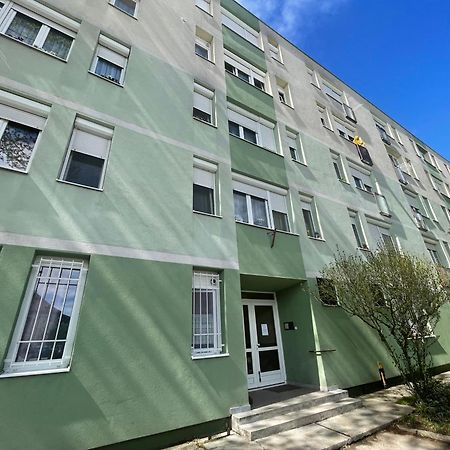 Grey Deluxe Apartman Kaposvár Kültér fotó